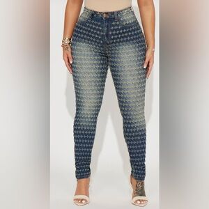 ✨Fashion Nova Skinny Jeans✨